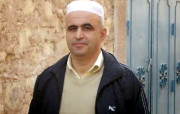 Le Dr Fekhar en grève de la faim après son premier procès,  hier 24 mai