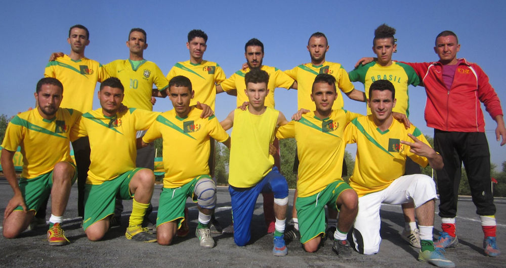 L’équipe « Imeγnasen », aux couleurs kabyles, a gagné le tournoi de Raffour