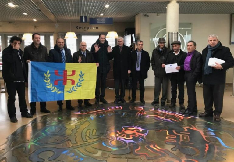 Déclaration des membres de l’Anavad en soutien au président Ferhat Mehenni