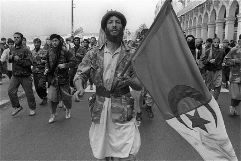 Algérie : De la réconciliation nationale ou du soutien au terrorisme, sur le fil ténu macabre du double jeu algérien