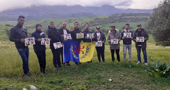 LA SECTION MAK « IΓIL IMULA » ORGANISE UN RASSEMBLEMENT DE SOUTIEN AUX MILITANTS KABYLES EMPRISONNES PAR ALGER