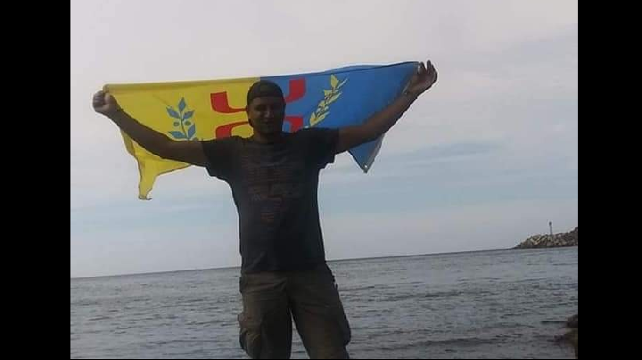 ΓER YIDIS UMEΓNAS FERḤAT XENNIC
