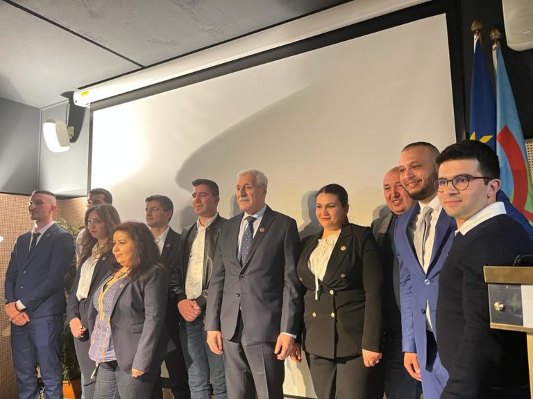 PREMIÈRE RÉUNION DE TRAVAIL DU NOUVEAU GOUVERNEMENT PROVISOIRE KABYLE EN EXIL