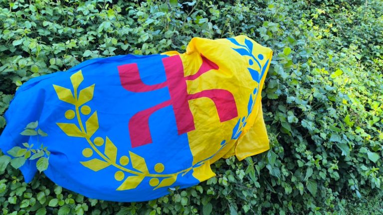 Iflissen – action symbolique pour une Kabylie libre malgré la répression coloniale algérienne