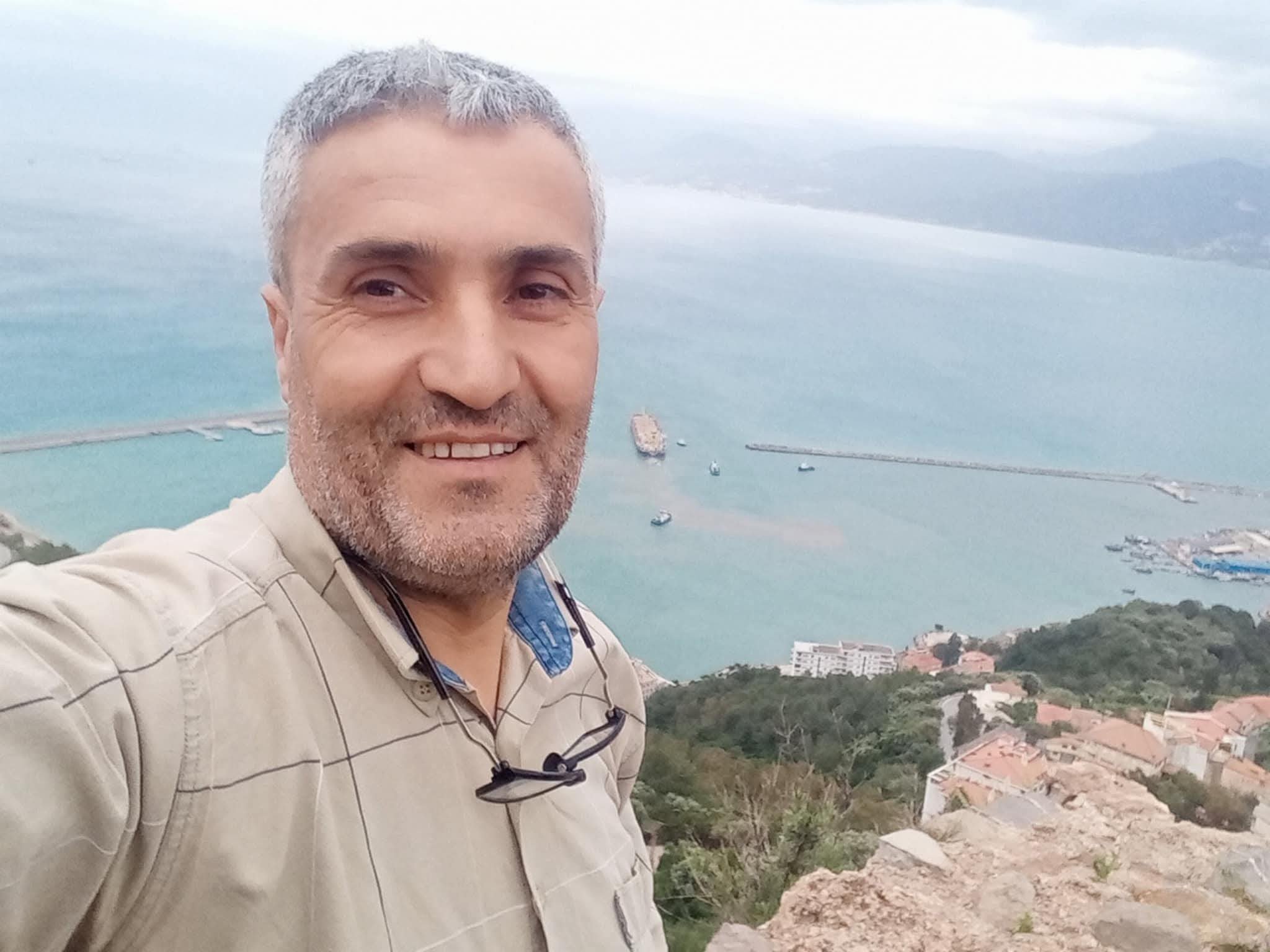Nourredine Djoulane, militant politique kabyle, condamné à une année de prison ferme par la justice coloniale algérienne à Vgayet