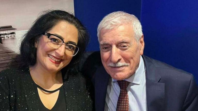 SOUTIEN INTERNATIONAL — La militante iranienne des droits humains Mandana Javan salue l’indépendance de la Kabylie