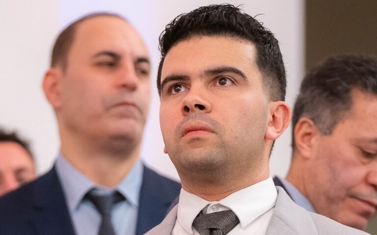 Silence public et tractations discrètes : les deux impasses des familles face à la justice répressive algérienne (par MAA)