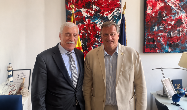 DIPLOMATIE : FERHAT MEHENNI RENCONTRE LOUIS ALIOT À PERPIGNAN