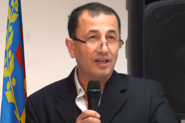 Déclaration du ministre Amar Nessah : « Faire retrouver à la Kabylie ses valeurs de solidarité et de fraternité » Déclaration du ministre Amar Nessah : « Faire retrouver à la Kabylie ses valeurs de solidarité et de fraternité »