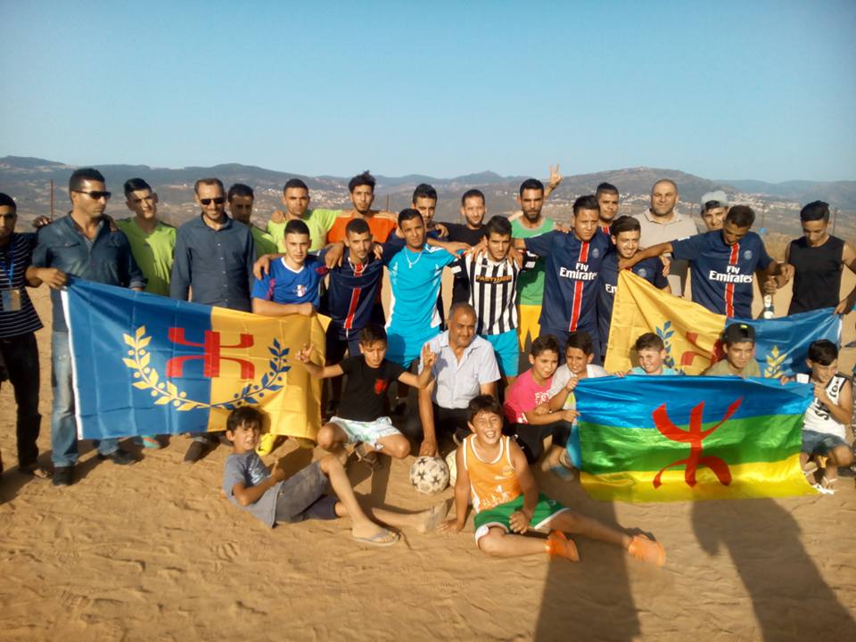 Grandiose fête à At-Zellal : football, chants et politique au menu Grandiose fête à At-Zellal : football, chants et politique au menu