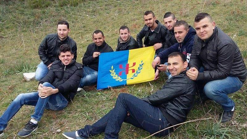 Délit de savoir et du désir connaissance : Deux militants associatifs kabyles interpellés par la police algérienne Délit de savoir et du désir connaissance : Deux militants associatifs kabyles interpellés par la police algérienne