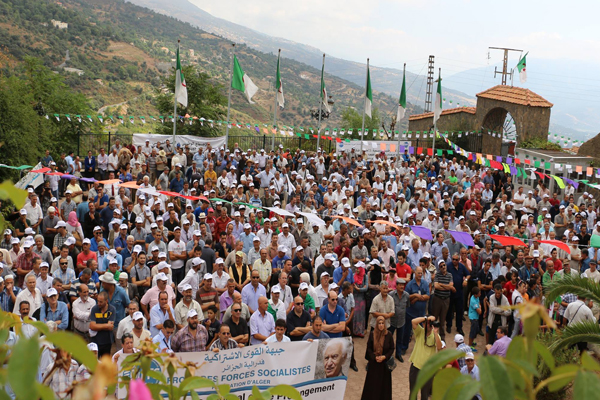 Le politiquement incorrect des partis kabyles en Algérie. Ou la communication subliminale offensante pour Taqvaylit Le politiquement incorrect des partis kabyles en Algérie. Ou la communication subliminale offensante pour Taqvaylit