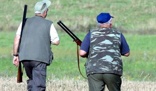 Vgayet : les citoyens commencent à récupérer leurs fusils de chasse Vgayet : les citoyens commencent à récupérer leurs fusils de chasse