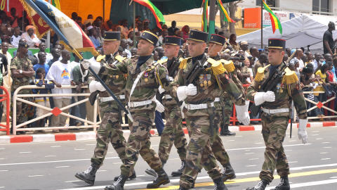 Retrait historique des forces françaises du Sénégal Retrait historique des forces françaises du Sénégal