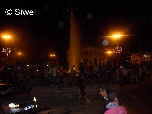 Nuit d'émeute au centre ville de Tizi-Ouzou pour protester contre les coupures d'électricité Nuit d'émeute au centre ville de Tizi-Ouzou pour protester contre les coupures d'électricité