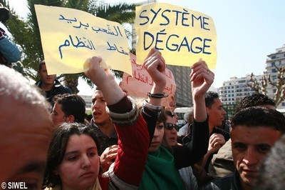 Algérie : appel à renverser le régime le 17 septembre 2011  Algérie : appel à renverser le régime le 17 septembre 2011