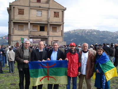 Le MAK rend un dernier hommage au poète Mohamed Benhanafi Le MAK rend un dernier hommage au poète Mohamed Benhanafi