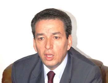 Douze membres fondateurs de l'UDR démissionnent