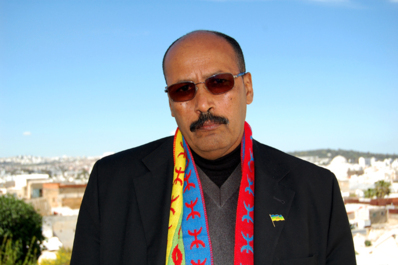Azawad: Magdi Ag BOHADA, officier de l'Etat major du MNLA, rejette l'alliance avec Ansar Dine Azawad: Magdi Ag BOHADA, officier de l'Etat major du MNLA, rejette l'alliance avec Ansar Dine