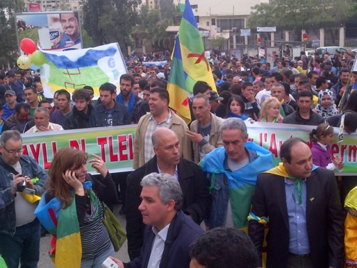 Couverture par la presse des marches du MAK en Kabylie : Hold-up médiatique estime l'Anavad Couverture par la presse des marches du MAK en Kabylie : Hold-up médiatique estime l'Anavad