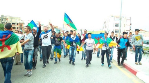 Couverture par la presse des marches du MAK en Kabylie : Hold-up médiatique estime l'Anavad Couverture par la presse des marches du MAK en Kabylie : Hold-up médiatique estime l'Anavad
