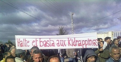 Ait Aissa Mimoun : La population se substitue à la police pour arrêter un kidnappeur Ait Aissa Mimoun : La population se substitue à la police pour arrêter un kidnappeur