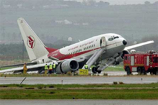 A cause de l'éclatement de deux de ses pneus : Un avion d'Air Algérie bloque l'aéroport Marseille-Marignane A cause de l'éclatement de deux de ses pneus : Un avion d'Air Algérie bloque l'aéroport Marseille-Marignane
