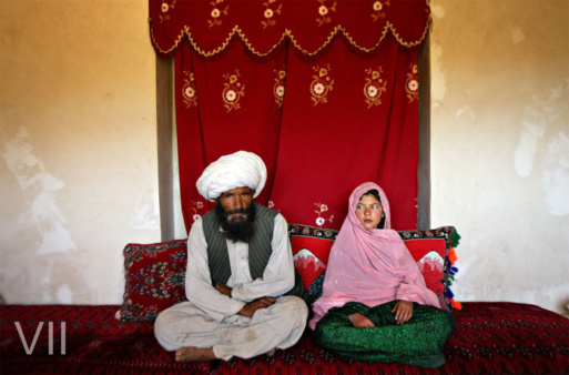 Tizi-Ouzou : craignant pour leur trop « petite » vertu, les islamistes prêchent la «morale islamique». Tizi-Ouzou : craignant pour leur trop « petite » vertu, les islamistes prêchent la «morale islamique».