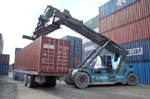 Algérie : Près de 500 million de dollars d'importation de sucre depuis le début de l'année Algérie : Près de 500 million de dollars d'importation de sucre depuis le début de l'année