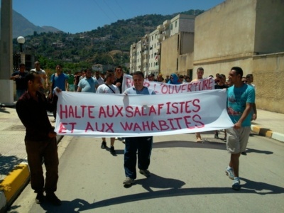 Déjeuner public de Kabylie: Le Nouvel Observateur ouvre ses tribunes à Bouaziz Ait-Chebib Déjeuner public de Kabylie: Le Nouvel Observateur ouvre ses tribunes à Bouaziz Ait-Chebib