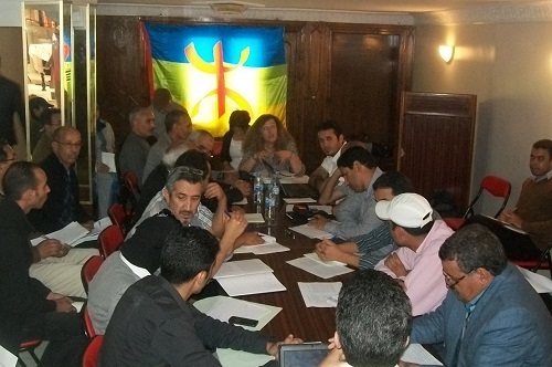 Réunion des enseignants de tamazight au Maroc : La Confédération Nationale des associations des enseignants est née Réunion des enseignants de tamazight au Maroc : La Confédération Nationale des associations des enseignants est née