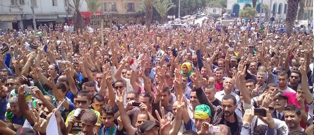 Grande mobilisation pour la sauvegarde de la JSK : La Kabylie dit  Grande mobilisation pour la sauvegarde de la JSK : La Kabylie dit