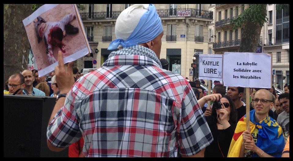 PARIS /Place de la république: Rassemblement pour soutenir le Dr Kameldine Fekhar et ses codétenus (vidéo) PARIS /Place de la république: Rassemblement pour soutenir le Dr Kameldine Fekhar et ses codétenus (vidéo)
