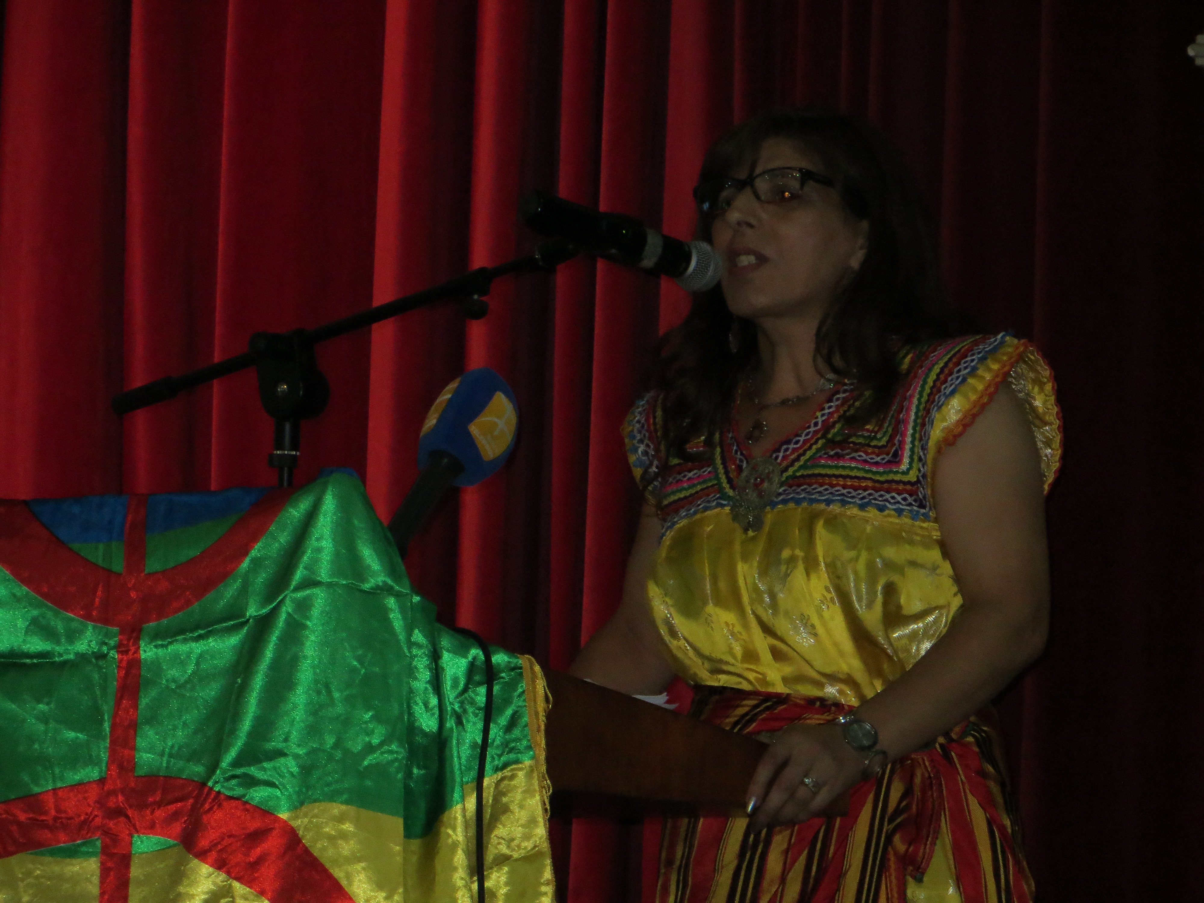 Mme Kamira Nait Sid élue présidente du Congrès Mondial Amazigh Mme Kamira Nait Sid élue présidente du Congrès Mondial Amazigh