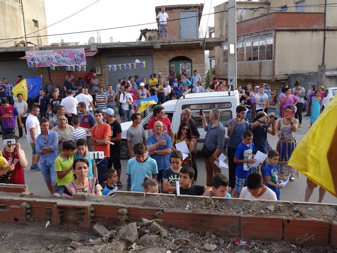 Lever du drapeau national kabyle à Ait Issad: Un événement historique Lever du drapeau national kabyle à Ait Issad: Un événement historique
