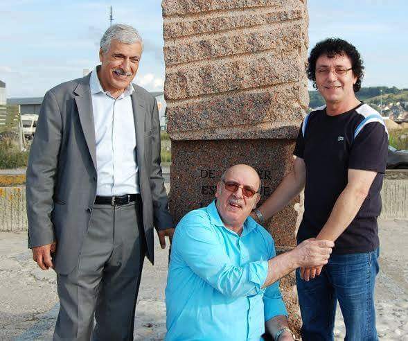 Condoléances du président de l'Anavad, Ferhat Mehenni, à la famille Othmani Condoléances du président de l'Anavad, Ferhat Mehenni, à la famille Othmani