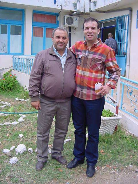 Le maire de Tinebdar salue la mobilisation citoyenne à l'événement de solidarité et de médecine humanitaire initié par sa commune  Le maire de Tinebdar salue la mobilisation citoyenne à l'événement de solidarité et de médecine humanitaire initié par sa commune