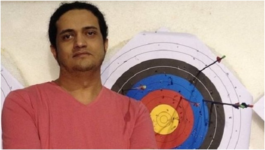 Le poète palestinien Ashraf Fayad vient d'être condamné à mort pour apostasie par l'Arabie Saoudite. Le poète palestinien Ashraf Fayad vient d'être condamné à mort pour apostasie par l'Arabie Saoudite.