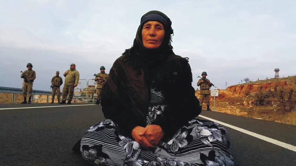 Le Conseil démocratique kurde en France appelle à manifester demain 16 décembre à 16H sur l'Esplanade des Invalides (Paris) Le Conseil démocratique kurde en France appelle à manifester demain 16 décembre à 16H sur l'Esplanade des Invalides (Paris)