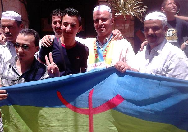 Décès de Hocine Ait-Ahmed: Condoléances du Dr kameleddine Fekhar et du MAM Décès de Hocine Ait-Ahmed: Condoléances du Dr kameleddine Fekhar et du MAM