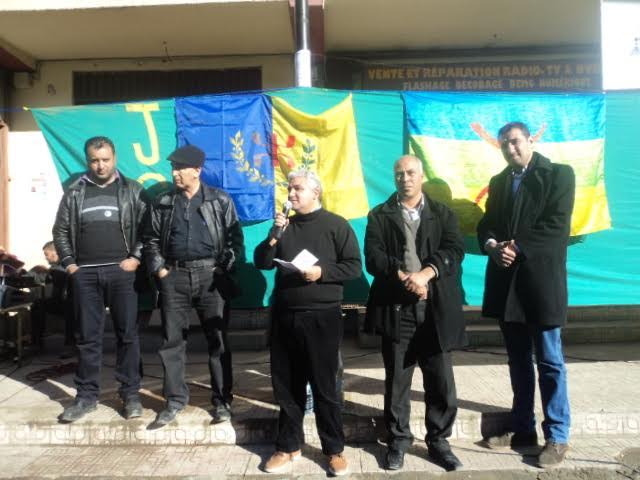 Meeting de trois ténors du MAK à Yattafène : « Nous voulons l'autodétermination de notre peuple et non l'officialisation de Tamzight ! » Meeting de trois ténors du MAK à Yattafène : « Nous voulons l'autodétermination de notre peuple et non l'officialisation de Tamzight ! »