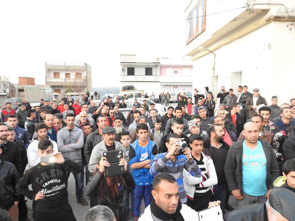 Meeting du MAK suivi du lever du drapeau national Kabyle à Agwni Ggeghran (vidéo) Meeting du MAK suivi du lever du drapeau national Kabyle à Agwni Ggeghran (vidéo)