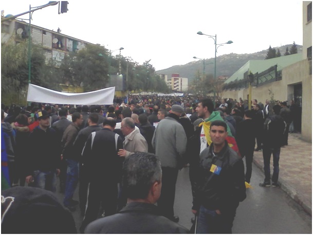 Yennayer 2966 : malgré les intimidations, la Marche du MAK s'annonce grandiose à Tizi Wezzu (photos)  Yennayer 2966 : malgré les intimidations, la Marche du MAK s'annonce grandiose à Tizi Wezzu (photos)