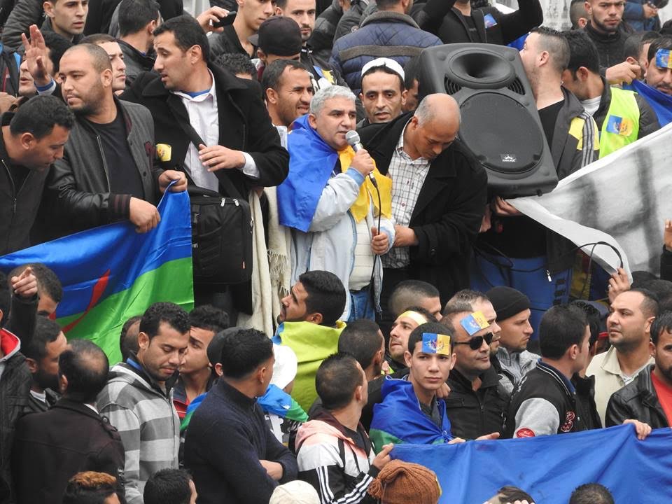 Tizi-Ouzou : Malgré les intimidations, les propagandes de déstabilisation et les entraves « sécuritaires », la marche du MAK à a été grandiose. Tizi-Ouzou : Malgré les intimidations, les propagandes de déstabilisation et les entraves « sécuritaires », la marche du MAK à a été grandiose.