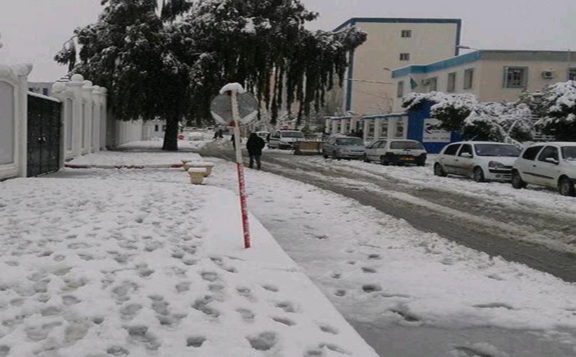 Alerte météo : Neige et inondations en Kabylie Alerte météo : Neige et inondations en Kabylie