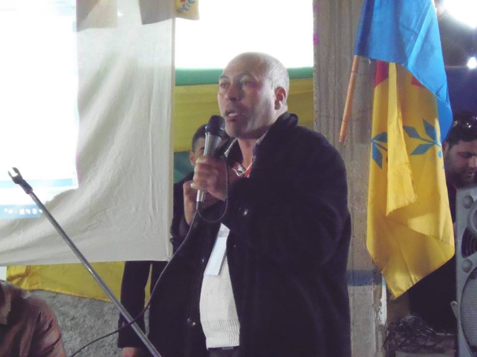 Le 3ème Congrès du MAK réélit Bouaziz Aït-Chebib et Ferhat Mehenni : « on ne change pas une équipe qui gagne !» Le 3ème Congrès du MAK réélit Bouaziz Aït-Chebib et Ferhat Mehenni : « on ne change pas une équipe qui gagne !»