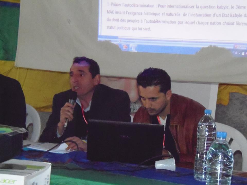 Le 3ème Congrès du MAK réélit Bouaziz Aït-Chebib et Ferhat Mehenni : « on ne change pas une équipe qui gagne !» Le 3ème Congrès du MAK réélit Bouaziz Aït-Chebib et Ferhat Mehenni : « on ne change pas une équipe qui gagne !»