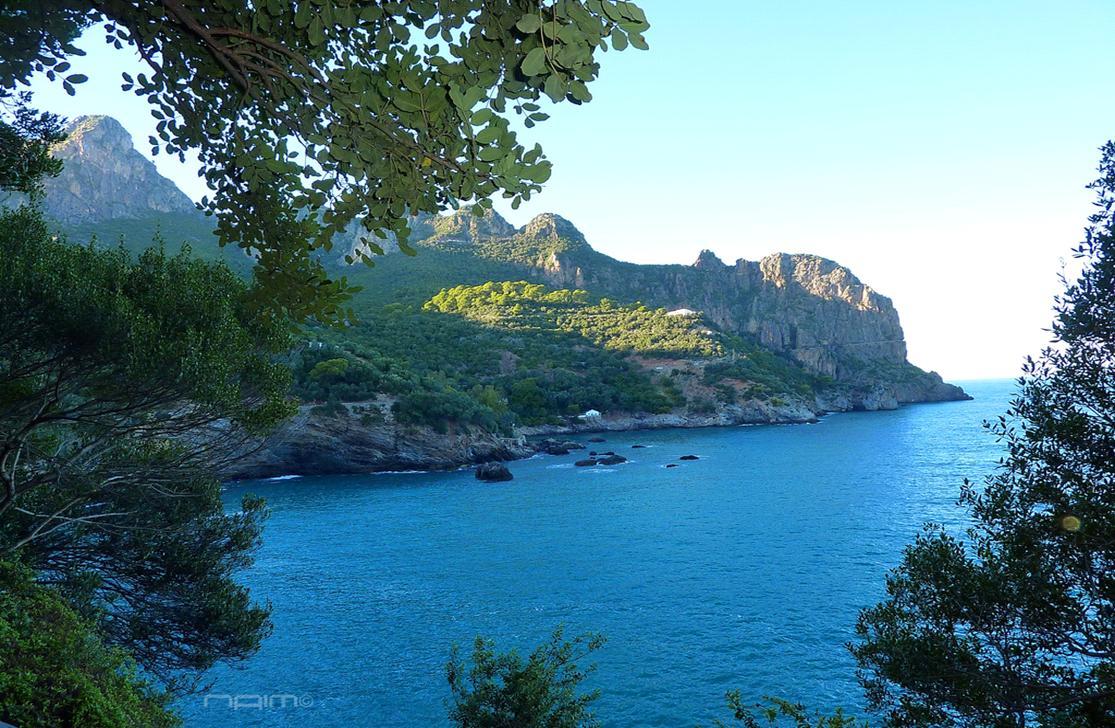 Vgayet, Cap Carbon: le plus haut phare naturel du monde se trouve en Kabylie Vgayet, Cap Carbon: le plus haut phare naturel du monde se trouve en Kabylie