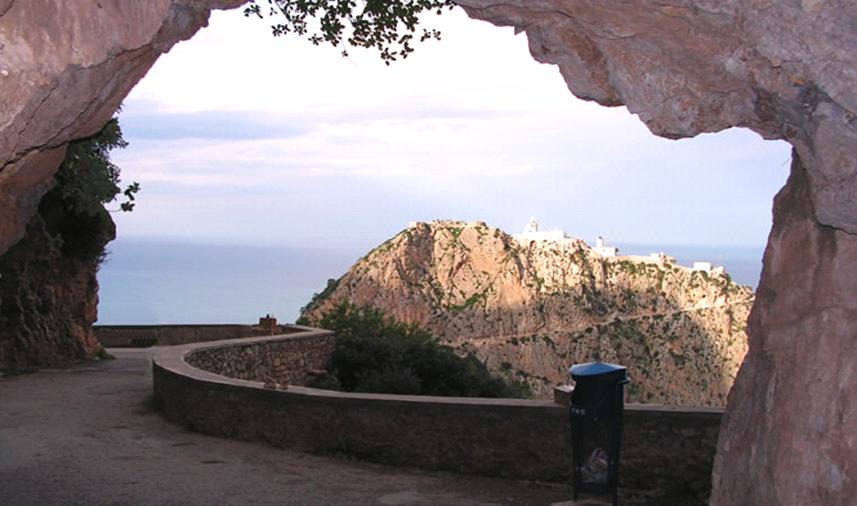 Vgayet, Cap Carbon: le plus haut phare naturel du monde se trouve en Kabylie Vgayet, Cap Carbon: le plus haut phare naturel du monde se trouve en Kabylie