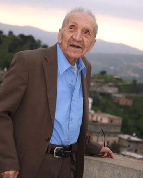 Le journaliste-chroniqueur, essayiste et romancier kabyle,Chaâbane Ouahioune, n'est plus. Le journaliste-chroniqueur, essayiste et romancier kabyle,Chaâbane Ouahioune, n'est plus.